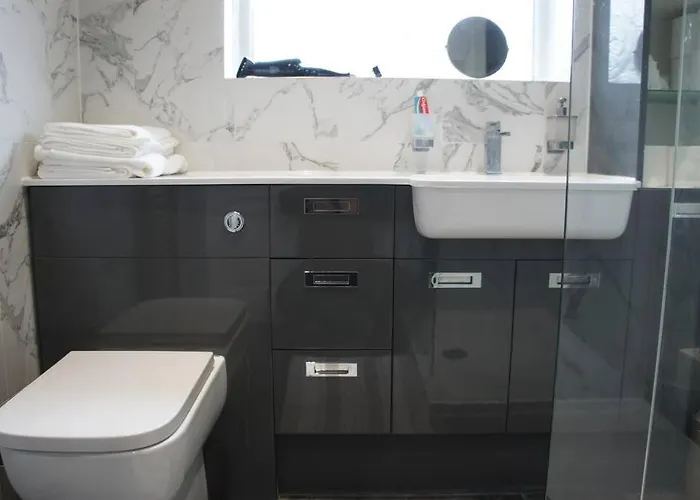 Swinton, Apartment Manchester