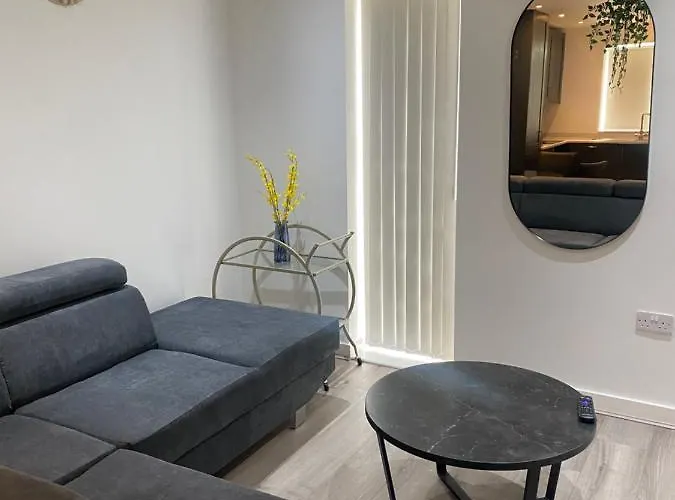 בית נופש Eaglet Luxury