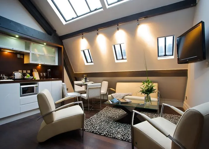 曼切斯特市罗姆兹酒店