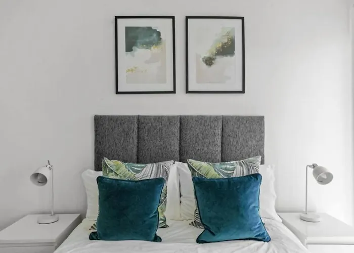 Apartmán Stunning 3-bedroom Flat With Parking Manchester