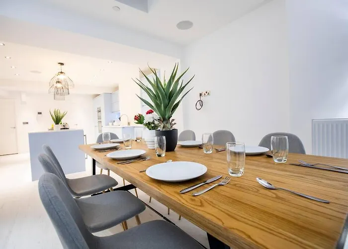 Townhouse With Roof Terrace Holiday home *