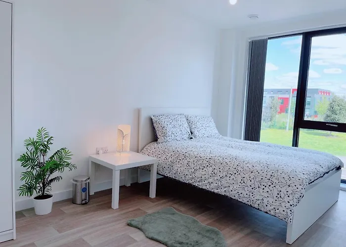 Modern House Πανσιόν *