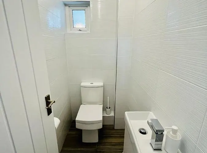 Allenby Walk Private In A 4 Bed Shared House * Μάντσεστερ