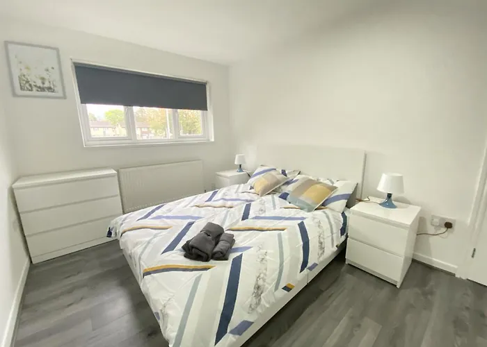 Elcot Close Private In A 4 Bed Shared House مانشستر