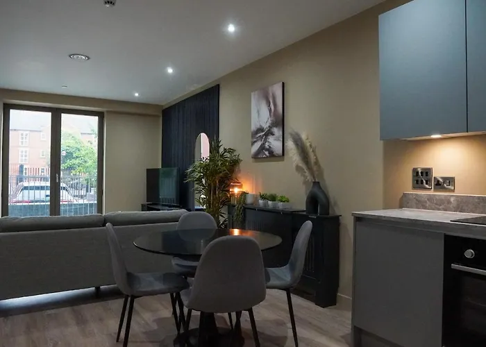 Daire Centrally Located 2bdr Townhouse By Torr Group Short Lets & Serviced With Free Parking Manchester