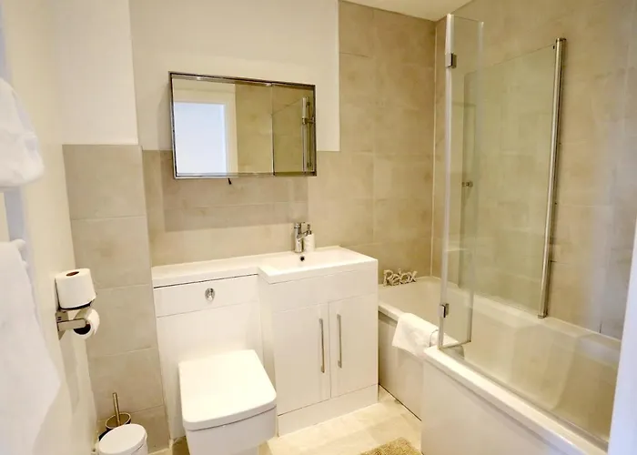 Modern Flat -walk To Deansgate & Old Trafford - Pass The Keys