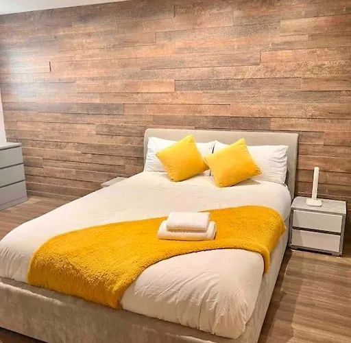 Deeluxe Apartment Apartman Manchester