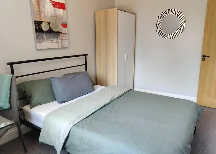 Lovely House In Great Location