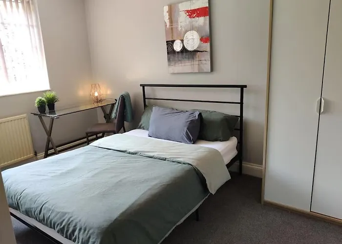 Lovely House In Great Location