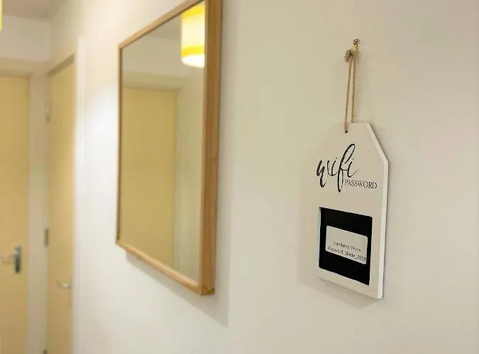 Mosh Homes 01 Apartament