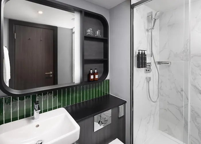 By Marriott Piccadilly