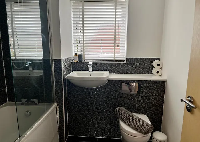 3br-sleeps 6 -walk To Etihad & Ao Arena * Μάντσεστερ