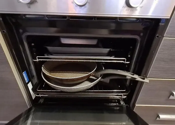 Lovely 2-bed Apt+wi-fi+parking. Apartmán