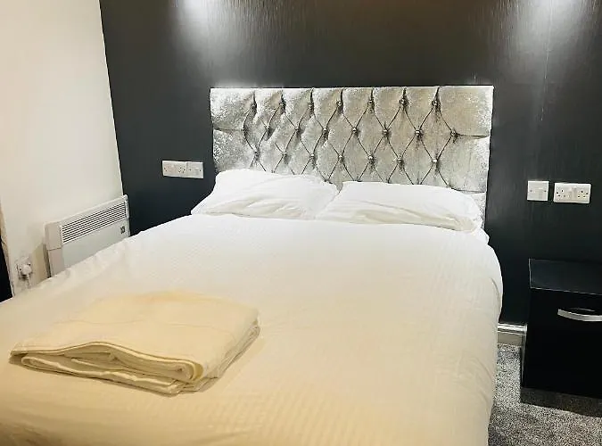 Отель The Pleasant House Манчестер