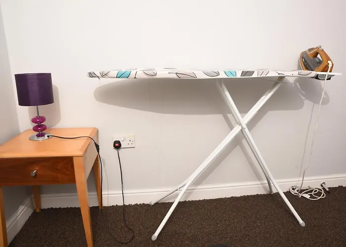 87 Rawsthorne Avenue