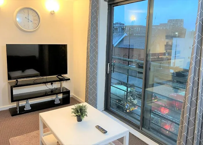 아파트 Mosh Homes 01 *