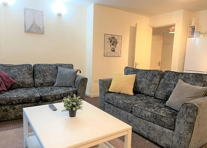 Mosh Homes 01 * Manchester