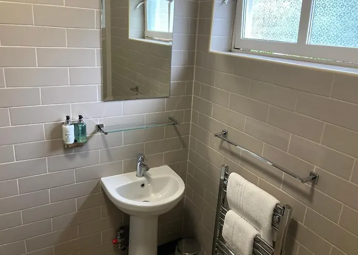 The Oxnoble 3* مانشستر