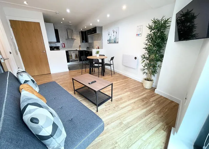 Daire The Works-fresh 2bed In Centre, Opposite Arndale.