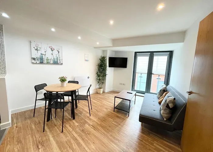 The Works-fresh 2bed In Centre, Opposite Arndale.