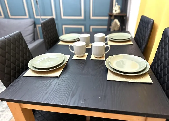 Cozy 1 Bedroom In The Location In Centre *