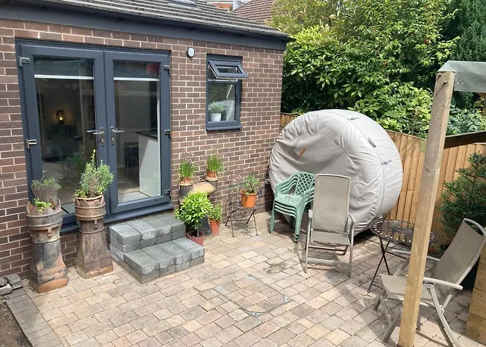 Beautiful Detached Private Annex In Great Location 아파트