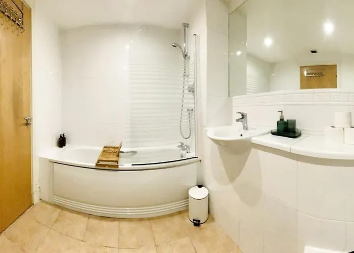 Beautiful Open Plan Living! Apartmán