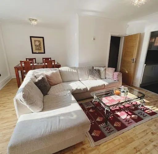 度假居 In The Heart Of