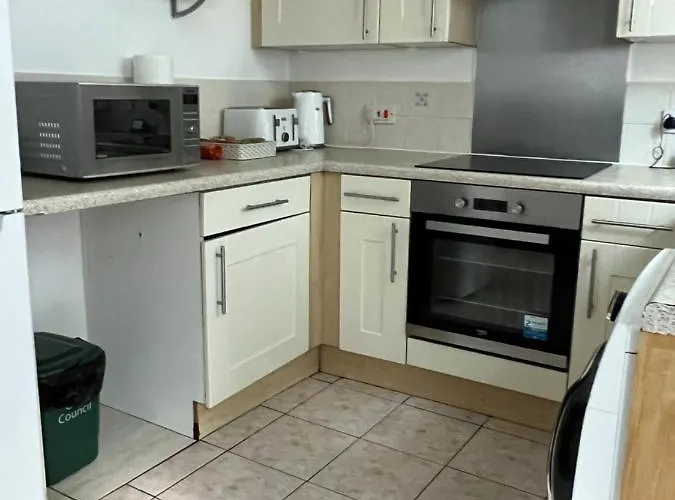 Hotel Lovely 3 Bed Short Manchester