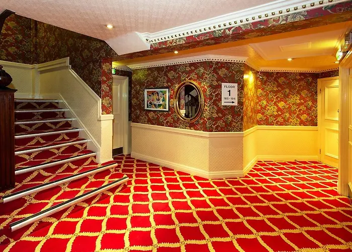 Hotel Britannia & 3*