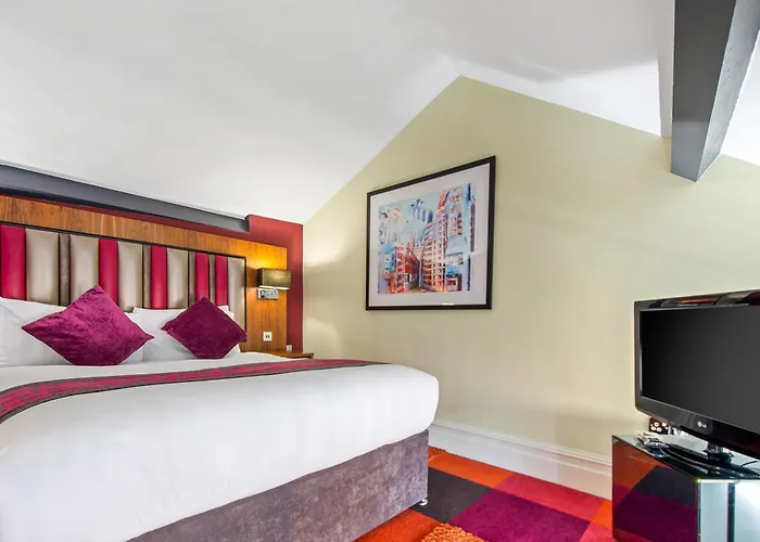 曼切斯特市罗姆兹酒店 4*