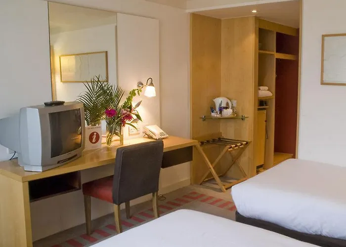 مطار مانشستر