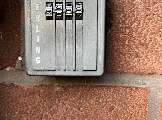 Spacious 3 Bedroom House - Sleeps 5 * מנצ'סטר