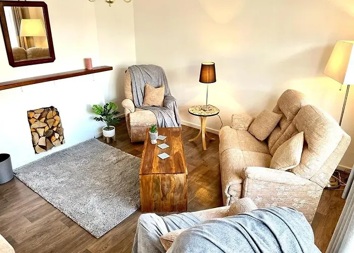 Lägenhet Spacious 3 Bedroom House - Sleeps 5 Manchester