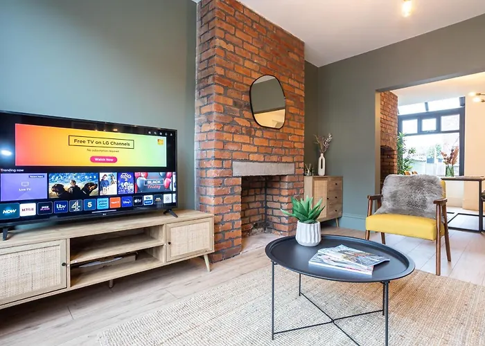 Stunning Scandi Abode In Parking Mánchester