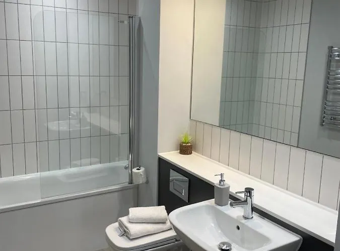 アパート Luxury 2 Bedroom Waterside View Greater マンチェスター