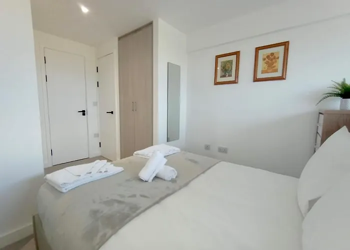 1 Bedroom Duplex In *