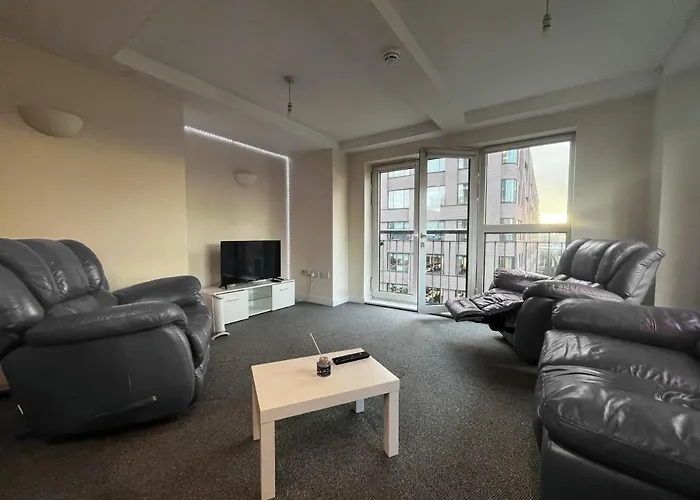 View Spacious 2 Bed 2 Bathrooms Mánchester
