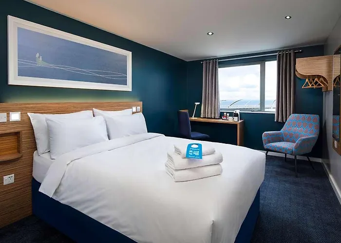 Travelodge Salford Quays מלון מנצ'סטר