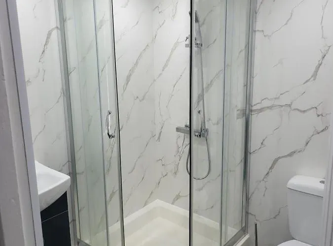 Spacious & Cosy In * Manchester