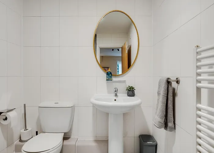 Apartmán Brimmond Homes - Nr To Univ, Hospitals, O2 Apollo, Plab & 7 Mins To Centre - Stylish, Modern & Secure 2 Bed, 2 Bath With Allocated Free Parking Manchester