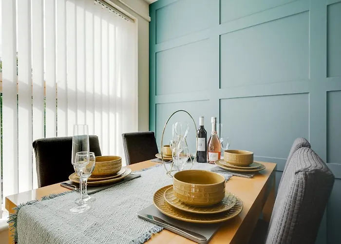 Brimmond Homes - Nr To Univ, Hospitals, O2 Apollo, Plab & 7 Mins To Centre - Stylish, Modern & Secure 2 Bed, 2 Bath With Allocated Free Parking Apartamento *