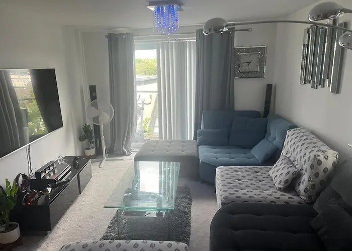 Апартаменты Cosy & Stylish One Bedroom