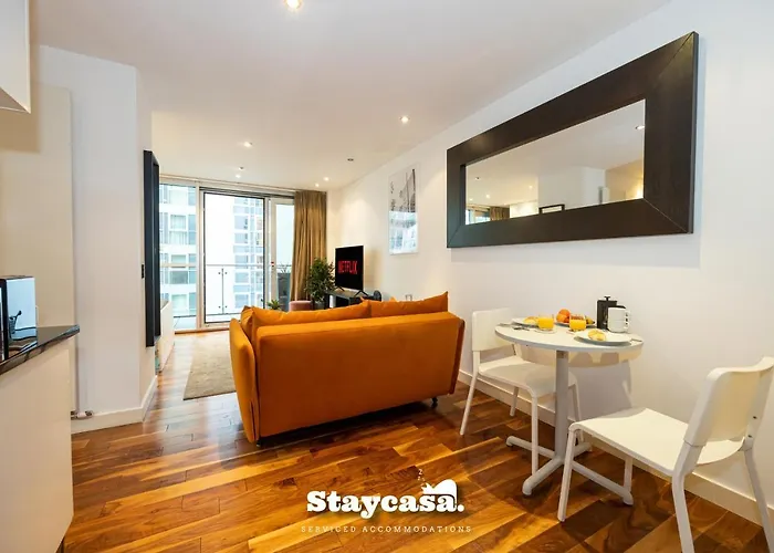 Sunset Haven With Balcony And Free Parking