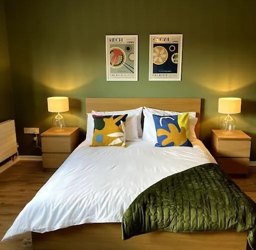 아파트 Colourful, Bright And Chic 2 Storey