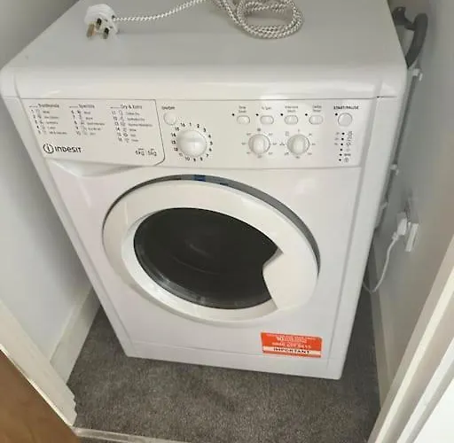 Fab, Spacious Studio+balcony Mcr Apartment Manchester