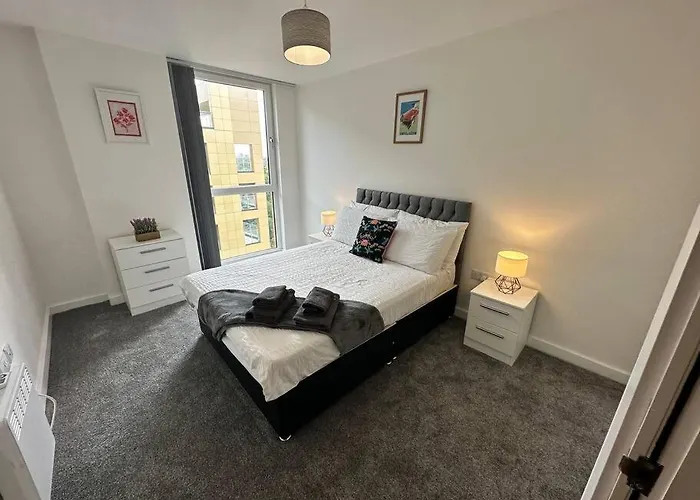 Apartament Super Mcr 1 Bed + Balcony *