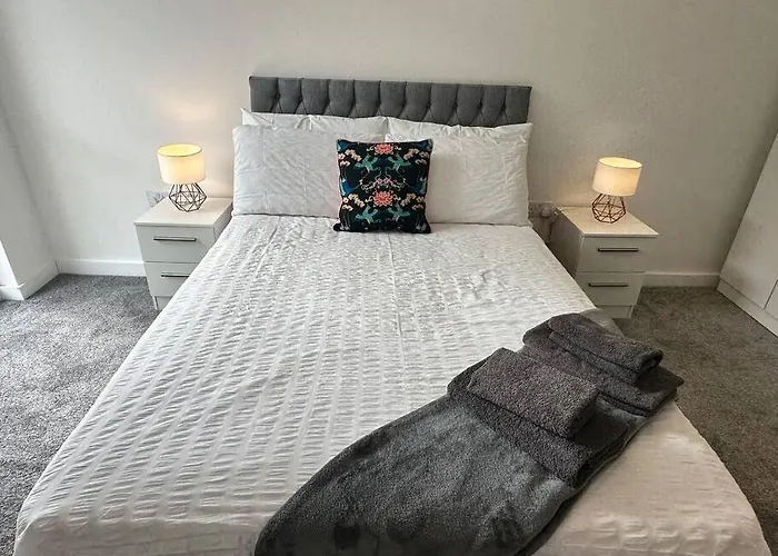 Super Mcr 1 Bed + Balcony Manchester