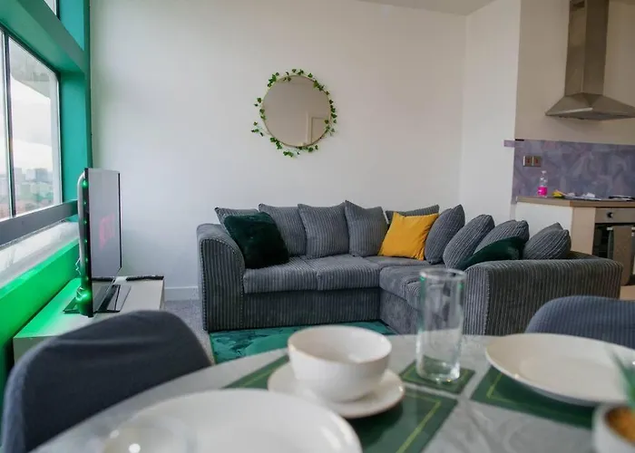 Daire Centre Apartment, Skyline View