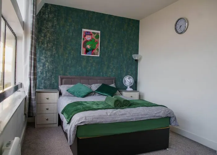 Daire Centre Apartment, Skyline View Manchester